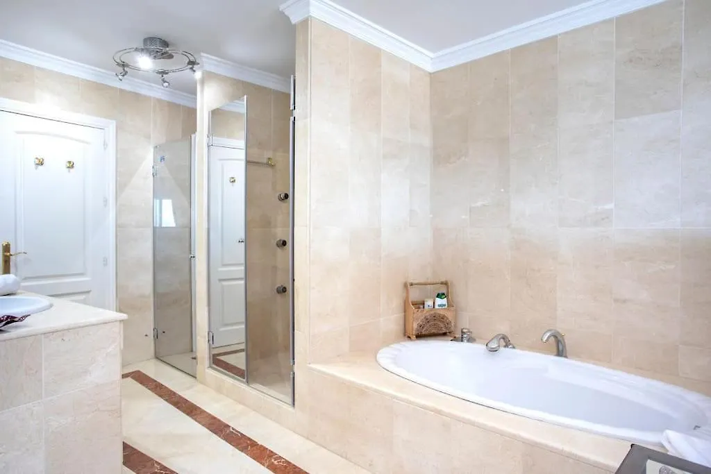 Estepona Luxury Seafront Penthouse With Parking Apartment
